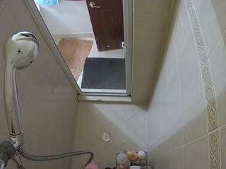 voyeurcam-baileybase-shower — Camsoda recorded stream image, 24.08.2025 21:00