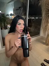 HOT_LADY_777 — Stripchat recorded stream image, 27.08.2025 21:10