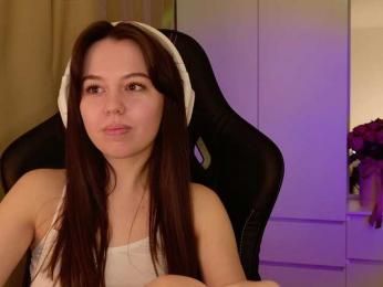 Businka13 — Bongacams recorded stream image, 14.02.2025 13:10