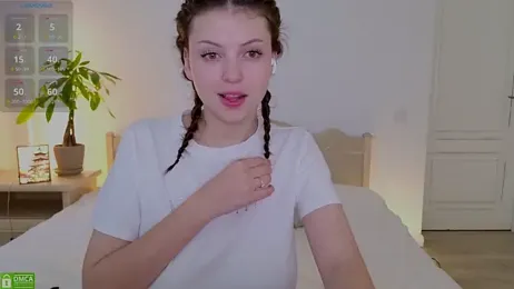 pusichka — Stripchat recorded stream image, 28.08.2025 09:00