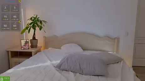 pusichka — Stripchat recorded stream image, 28.08.2025 09:00