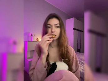 ShyAlya — Bongacams recorded stream image, 28.08.2025 18:30