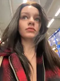 Cum_girlss — Stripchat recorded stream image, 29.08.2025 03:40