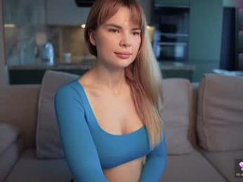 love_you_to123 — Chaturbate recorded stream image, 29.08.2025 08:00