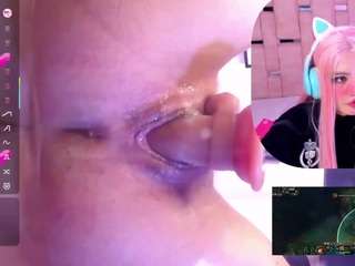 lilapop4 — Camsoda recorded stream image, 30.08.2025 13:50