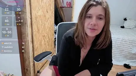 Lina_lou4 — Stripchat recorded stream image, 31.08.2025 14:10
