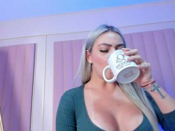milaowens — Bongacams recorded stream image, 01.09.2025 12:00