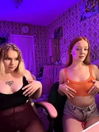 Radiants_two — Stripchat recorded stream image, 01.09.2025 16:00