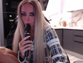 blondalina — Bongacams recorded stream image, 02.09.2025 17:20