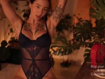 effylowell_ — Chaturbate recorded stream image, 03.09.2025 01:50