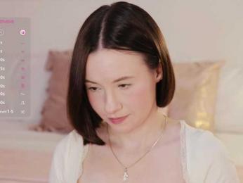 MissEssie — Bongacams recorded stream screenshot (04 Sep 2025)