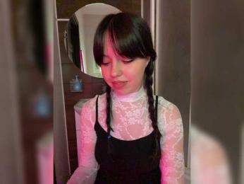 Businka13 — Bongacams recorded stream image, 04.09.2025 17:20