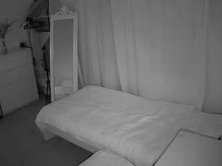 voyeurcam-julmodels-reallife-3 — Camsoda recorded stream image, 31.08.2025 10:30