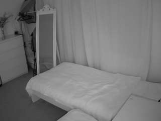 voyeurcam-julmodels-reallife-3 — Camsoda recorded stream image, 31.08.2025 10:30