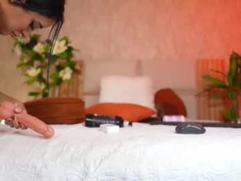 ana_maria11 — Chaturbate recorded stream image, 05.09.2025 02:00