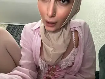 GumusGuray — Stripchat recorded stream image, 05.09.2025 20:20