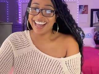 mariah-brook — Camsoda recorded stream image, 08.09.2025 00:40