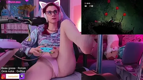 Indriya2x0 — Stripchat recorded stream image, 08.09.2025 19:50
