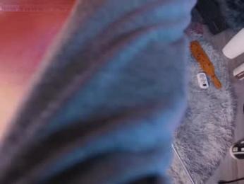 mollyflwers — Chaturbate recorded stream image, 09.09.2025 17:00