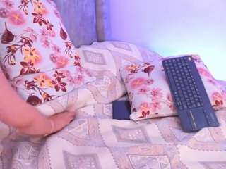 lara-giraldo — Camsoda recorded stream image, 10.09.2025 00:20