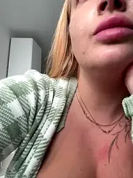 OdriOlsens — Stripchat recorded stream image, 10.09.2025 12:40