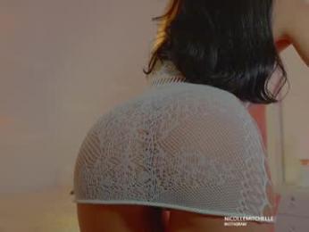 nicolle_mitchelle — Chaturbate recorded stream screenshot (10 Sep 2025)