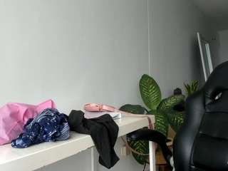 emilybrowm — Camsoda recorded stream screenshot (12 Sep 2025)