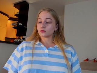 Mia Meowy — Flirt4free recorded stream image, 13.09.2025 10:30