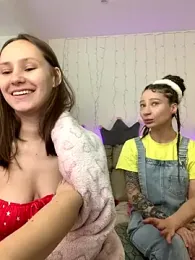 HotCaramellsTV — Stripchat recorded stream image, 14.09.2025 09:00