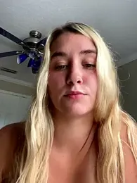 Kaylayoung12 — Stripchat recorded stream screenshot (14 Sep 2025)