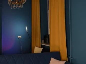 inspiration_in_frame — Chaturbate recorded stream image, 16.09.2025 15:30