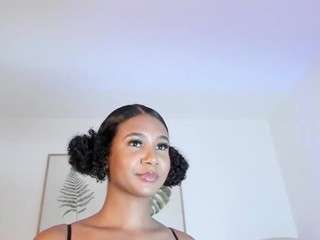 ninagold — Camsoda recorded stream image, 17.09.2025 02:40