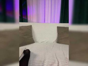 dee_zee — Bongacams recorded stream image, 17.09.2025 06:40
