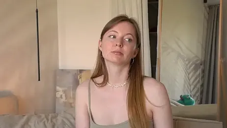 _elisa_omm_ — Stripchat recorded stream image, 17.09.2025 06:50