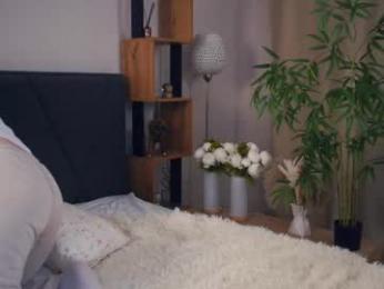 pinkncrazy — Chaturbate recorded stream screenshot (17 Feb 2025)