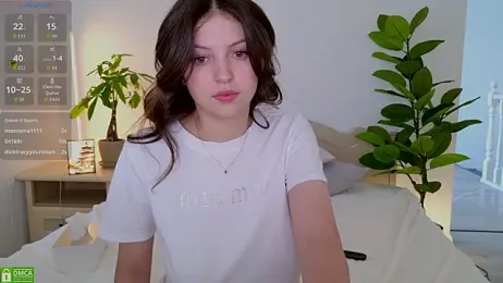 pusichka — Stripchat recorded stream image, 18.09.2025 07:10