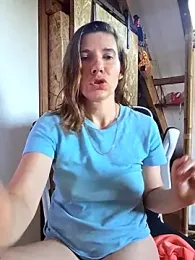 Lina_lou4 — Stripchat recorded stream image, 18.09.2025 14:10