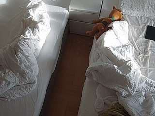 voyeurcam-julmodels-bed-7 — Camsoda recorded stream image, 16.09.2025 21:40