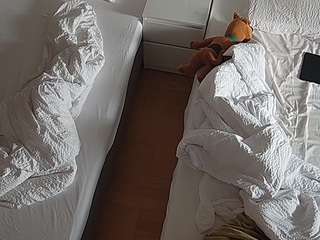 voyeurcam-julmodels-bed-7 — Camsoda recorded stream image, 16.09.2025 21:40