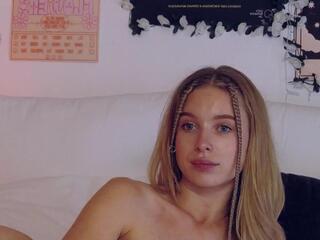 Emma Wilde — Flirt4free recorded stream image, 19.09.2025 04:00