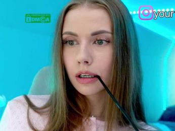 VikkiExtraCheese — Bongacams recorded stream image, 19.09.2025 08:20