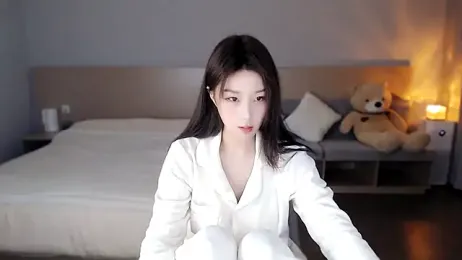 Lucky-baby — Stripchat recorded stream image, 17.02.2025 13:40