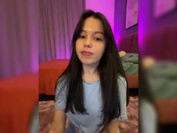 Businka13 — Bongacams recorded stream image, 21.09.2025 16:50