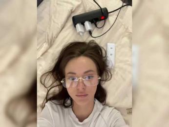 OlivkaVif — Bongacams recorded stream screenshot (21 Sep 2025)