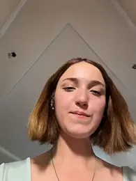 DollyTall — Stripchat recorded stream screenshot (22 Sep 2025)