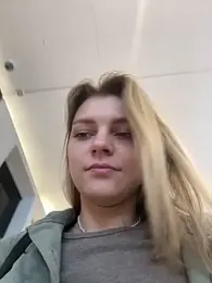 ValenciaShock — Stripchat recorded stream image, 22.09.2025 06:40