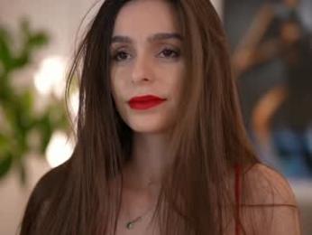 dovia — Chaturbate recorded stream image, 22.09.2025 06:00