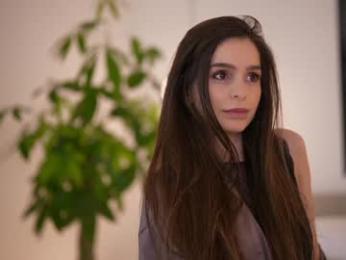 dovia — Chaturbate recorded stream image, 22.09.2025 06:00