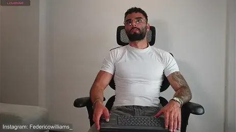 Derek_w — Stripchat recorded stream screenshot (23 Sep 2025)