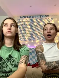 HotCaramellsTV — Stripchat recorded stream image, 23.09.2025 09:00